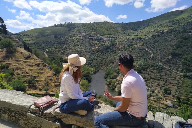 Private Douro Valley all inclusive: Tastings, Lunch & Boat - Coffee Stop at Peso Da Regua’s Local Bakery