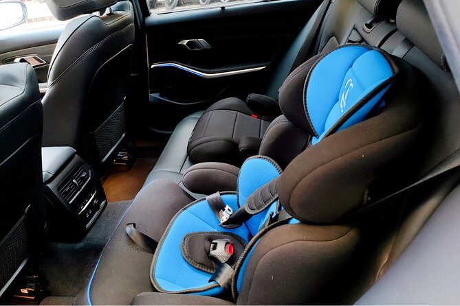 Private driver transfers Roissy CDG Airport and Paris - Convenient and Personalized Pickup at Charles de Gaulle Airport