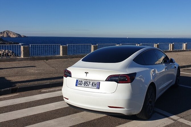 private driver vtc marseille taxi transfer airport station port hotel - Pickups at Marseille Provence Airport with Clear Signage