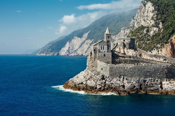 Private EASY Cinque Terre & Pisa Accessible Tour from Livorno - Exploring Portovenere: A Coastal Gem with a Rich Past