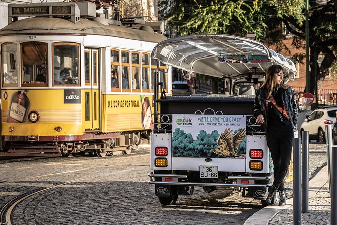 Private Eco Tuk Tuk Tour through the Heart of the City - Best Viewpoints at Miradouro das Portas do Sol and Graça