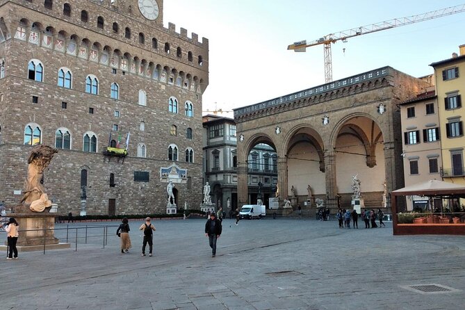 Private educational and guided custom tours by walk and by confortable M/B van - Day Two: From the Chianti Countryside to Siena and San Gimignano
