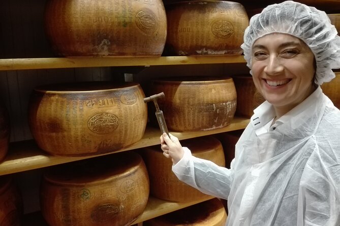 Private Emilian Food and Wine Tasting Tour in Modena - Visiting the Parmigiano Reggiano Dairy in Castelvetro di Modena