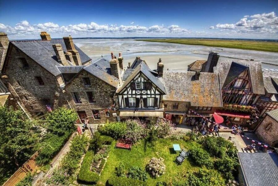 Private Escape to Mont-Saint-Michel from Le Havre - Scenic Drive through Normandy En Route to Mont-Saint-Michel
