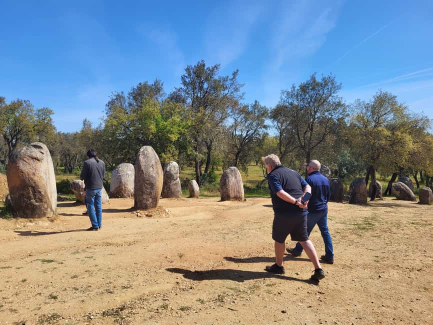 Private Évora Tour: Megaliths, Historic Center & Cork Region - The Morbid Charm of the Chapel of Bones