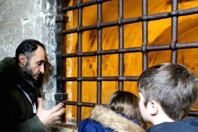 Private Family Tour of Saint Marks & Doges Palace with Scavenger Hunt - Exploring Doge’s Palace with a Treasure Hunt