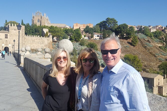 Private Full-Day Guided Tour from Madrid to Toledo in a Luxury Vehicle - Visiting the Alcázar of Toledo: The Citys Historic Fortress