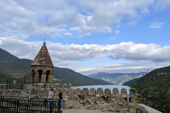 Private Full Day Trip to Kazbegi Mountains - Ananuri Fortress: A 17th-Century Architectural Marvel