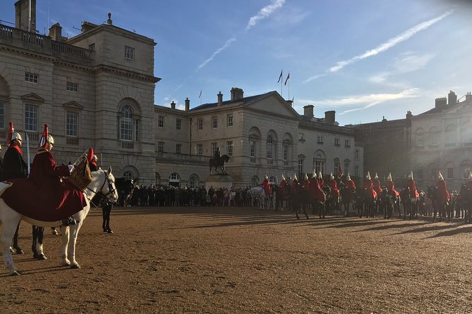 Private Guided and Chauffeured Tour of London - Major Landmarks: From the Tower of London to Westminster