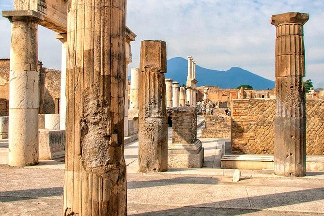 Private Guided Tour of Pompeii. Sunset Tour - Exploring Pompeii’s Main Archaeological Highlights
