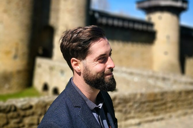 Private guided tour of the city of Carcassonne - Walking Through the Medieval Streets of Carcassonne