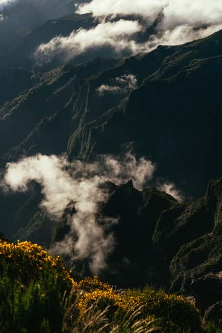 Private Guided Tour: Pico do Areeiro & Pico Ruivo - Starting at Your Doorstep: Pickup and Departure Flexibility