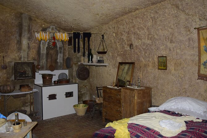 Private Guided Tour Sassi of Matera - Exploring Piazza San Francesco and Its Majestic Church