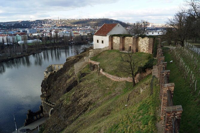 Private Guided Tour to the Historic fortress of Vyehrad - A Closer Look at Vyšehrad’s Location and History