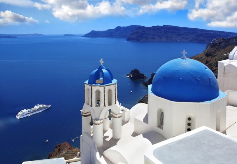 Private Half-Day Sightseeing Tour of Santorini - Visiting the Akrotiri Excavation and Ancient Volcanic Ruins