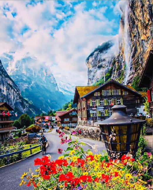 Private Half-Day tour around Lauterbrunnen and Grindelwald - How the Tour Combines Lauterbrunnen and Grindelwald in Half a Day