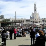 Private half-day tour from Lisbon to Fatima - Visiting the Parish Church of Fátima and Its Significance