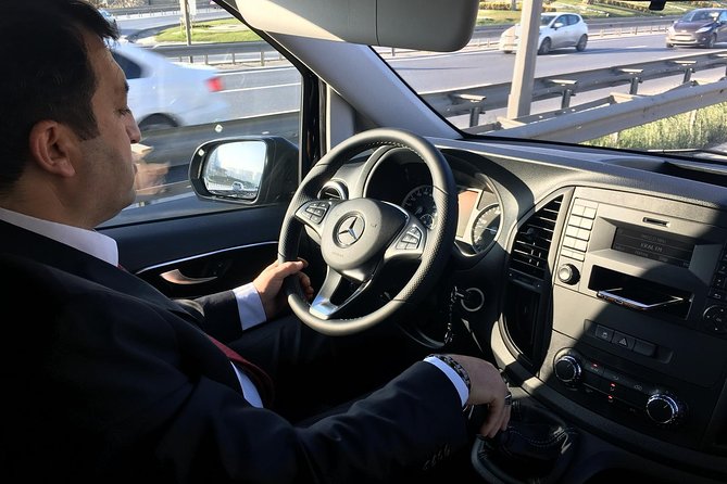 Private IST Istanbul Airport Transfer for Old City & Taksim Hotel - Vehicle Comfort and Quality