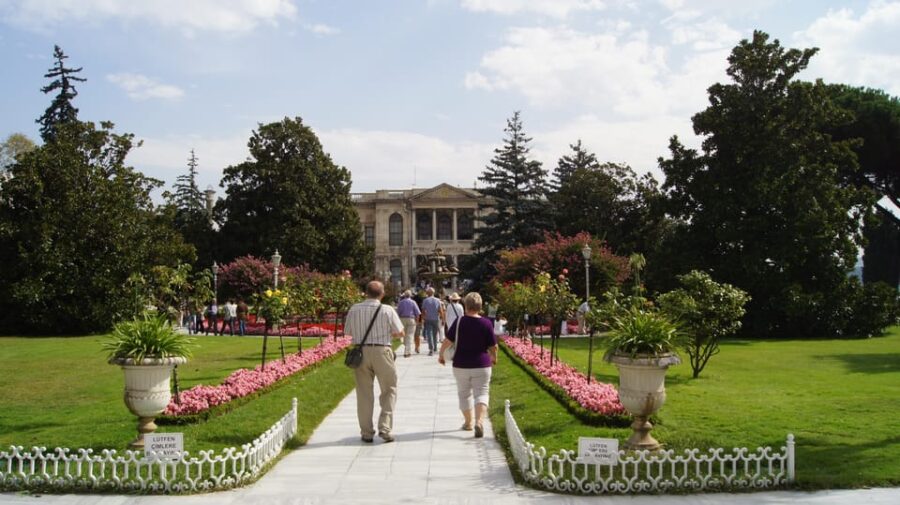 Private Istanbul Highlights Tour with a VIP Van - Customizable Itinerary Focused on Istanbul’s Iconic Landmarks