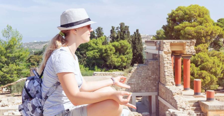 Private Knossos Skip The Line Tour inc. lunch & wine tasting - Wine Tasting at a Family-Run Organic Winery