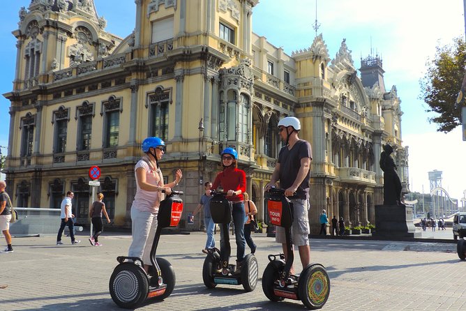 Private Live Guided Barcelona Segway Tour - 180 min - Discovering Port Vell and the Old Port Entrance