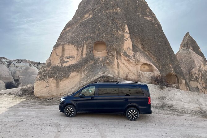 Private Luxury Minivan with English Speaking Driver in Istanbul - Luxury Mercedes Vito Minivan Ensures Comfort and Space