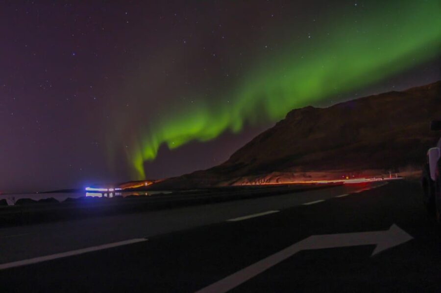 Private Luxury Northern Lights Hunt - The Comfort of Private Luxury Vehicles in Iceland’s Night Sky