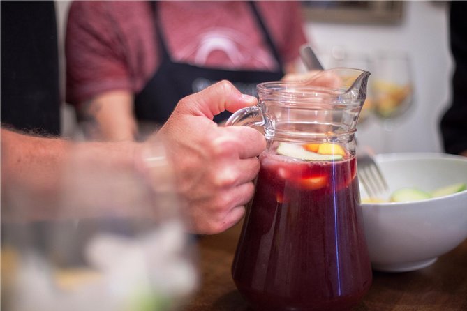 Private Market Tour, Paella & Sangria Cooking Class in Barcelona - Step-by-Step Paella Preparation with Expert Guidance