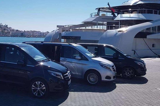 Private Minibus Transfers in Ibiza - The Convenience of Private Minibus Transfers in Ibiza