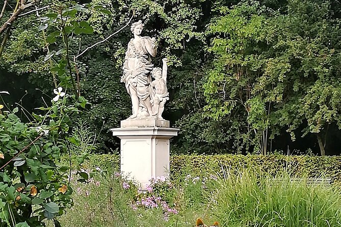 Private (Multi) Berlin Rickshaw - Historical Highlights Berlin - Modern Berlin and the Memorial to the Victims