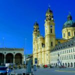 Private Munich ALL-IN-ONE Tour: City - Lake District - Conc. Camp - Walking Through Munichs Old Town with an Expert Guide
