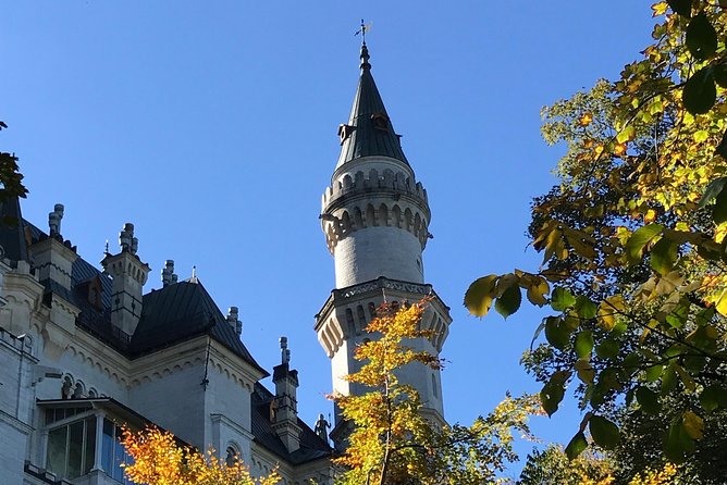 Private Neuschwanstein castle tour from Oberammergau village - Exploring Neuschwanstein Castle with Advanced Entry and Guided Insights