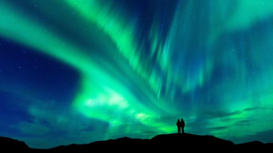 Private Northern Lights Tour - The Comfort of a Private Aurora Hunt in Iceland