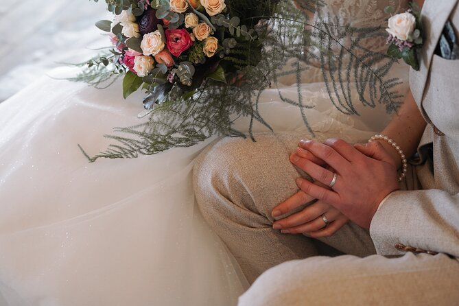 Private Photo Session in Lauterbrunnen - Meeting Point and Flexible Locations in Lauterbrunnen