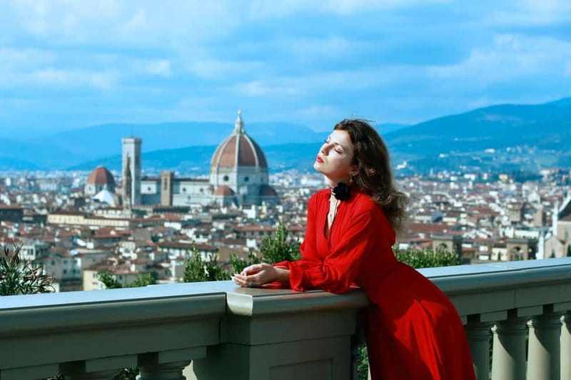 Private photoshoot in Florence by pro photographer - Meeting in Front of Santa Maria del Fiore