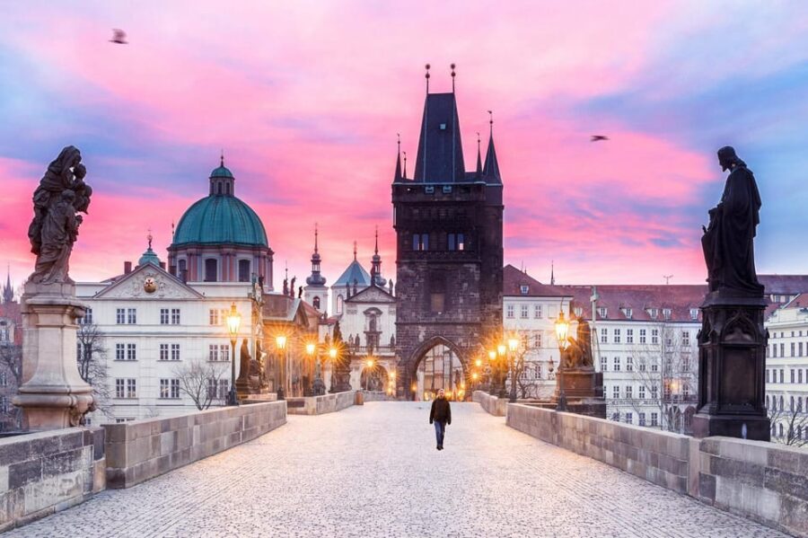 Private Prague walking tour 3,5h - Starting at Your Hotel for a Seamless Experience