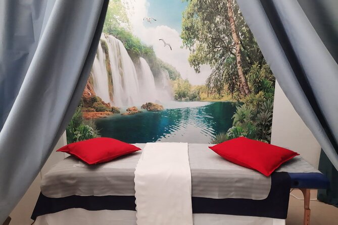 Private Relaxing Massage in Albufeira - What Types of Massage Services Are Available?