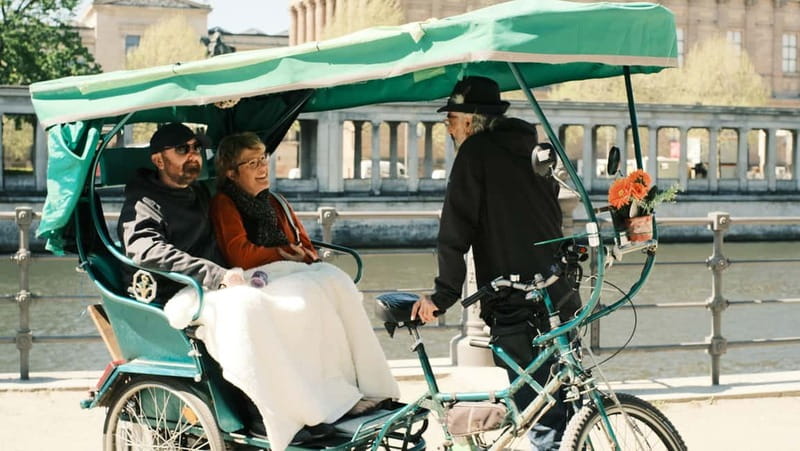 Private Rickshaw Berlin Secrets Taylor-Made up-to 6 Pers. - The Eco-Friendly Focus of Berlin’s Rickshaw Experience