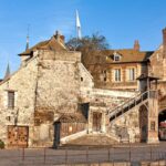 Private round transfer to Deauville Rouen Honfleur from Le Havre - Exploring Deauville’s Elegant Beaches and Cultural Atmosphere