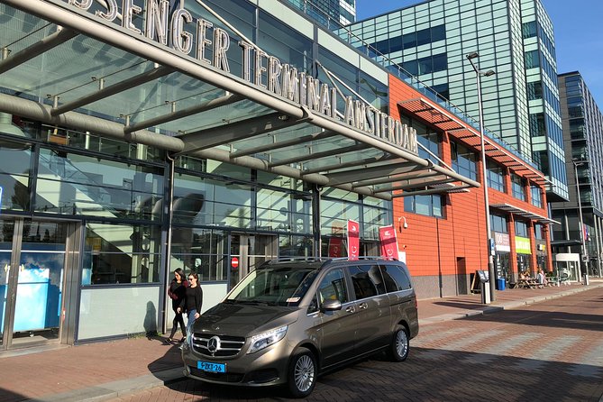 Private Roundtrip Transfer Schiphol Airport to Amsterdam - Comfort and Safety with Climate-Controlled Vehicles