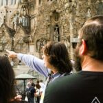 Private Sagrada Familia and Park Guell tour with Pickup - Deep Dive into La Sagrada Familia with Expert Guidance
