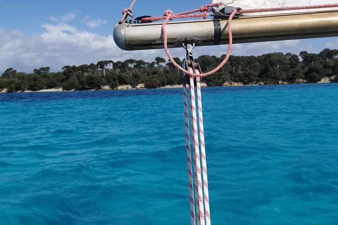 Private sailing excursion & Provencal picnic - Navigating from Cannes to Sainte-Marguerite Island