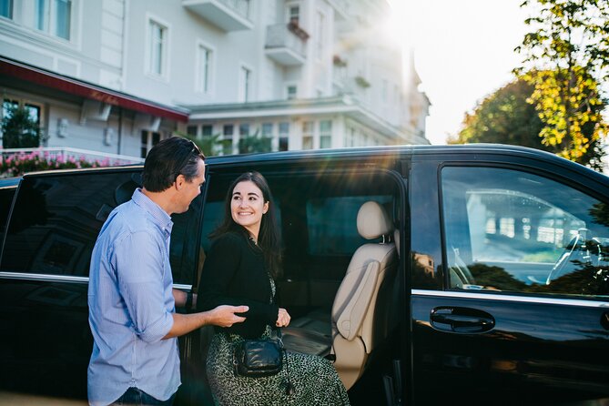 Private Salzburg Tour Deluxe - The Luxury Mercedes Minivan Sets the Tone for Style and Comfort