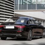 Private Sedan Departure from Rome City to Fiumicino Airport FCO - The Mercedes Benz E Class: Comfort and Style