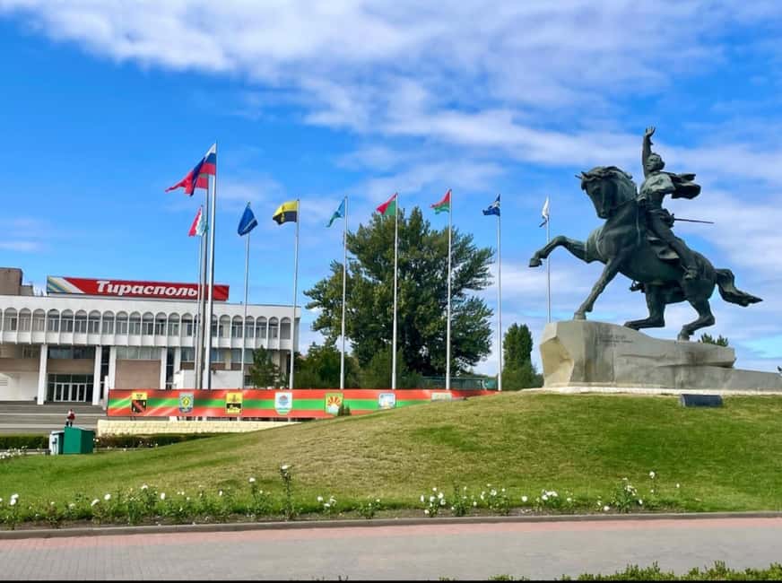 Private Soviet Era Tour of Transnistria from Chisinau - Exploring Tiraspol’s Soviet Monuments and Architecture