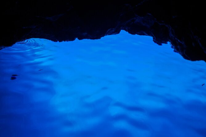 Private Speed Boat Tour to Blue Cave & Pakleni islands - Starting Point and Schedule in Hvar