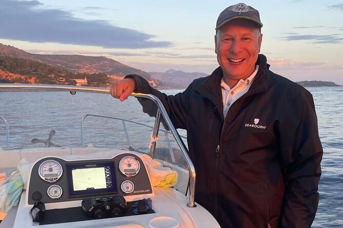 Private Sunset Boat Tour Visit to Dubrovnik with Drinks Included - Watching the Sunset Between Kolocep Island and the Mainland