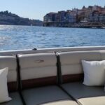 Private Tour 1h: Foz, Ribeira and Pte. D.luis, group price up to 6px - Departure from Douro Marina in Vila Nova de Gaia