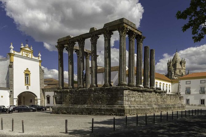 Private Tour all day Evora from Lisbon - Visiting the Roman Temple of Évora (Templo de Diana)