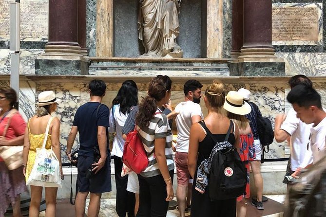 Private Tour - City Center - Starting Point at the Spanish Steps and Central Location